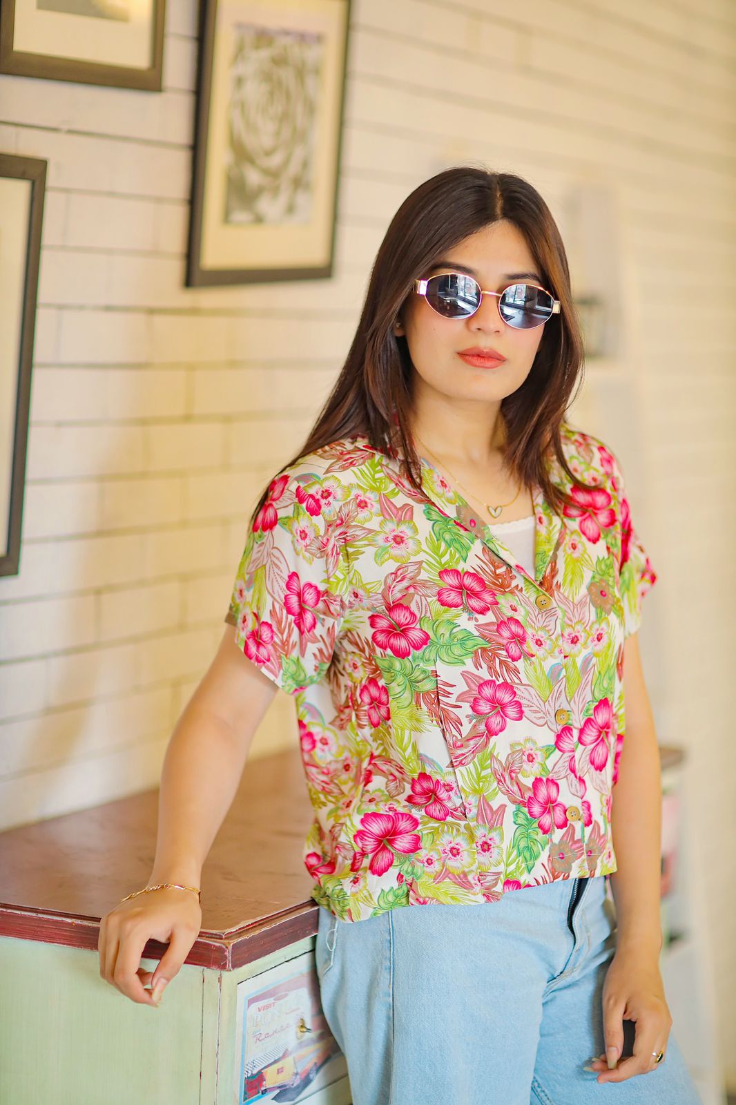 Tropical bloom crop