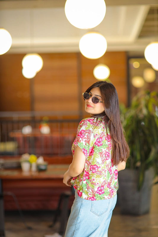 Tropical bloom crop